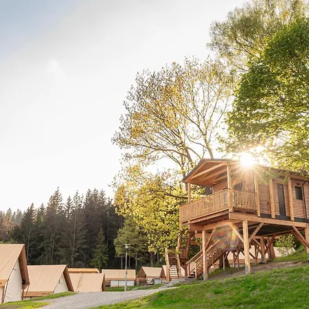 度假居 Beautiful Tree House In The Gailtal Valley *